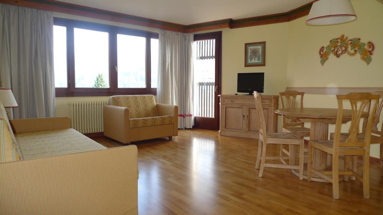 Rta Hotel Catturani Madonna di Campiglio Bagian luar foto