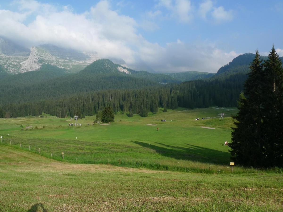 Rta Hotel Catturani Madonna di Campiglio Bagian luar foto
